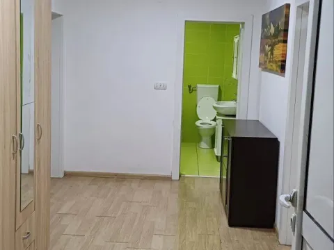 Izdavanje, kuća, 260m², Donji Kokoti, Podgorica - image 5