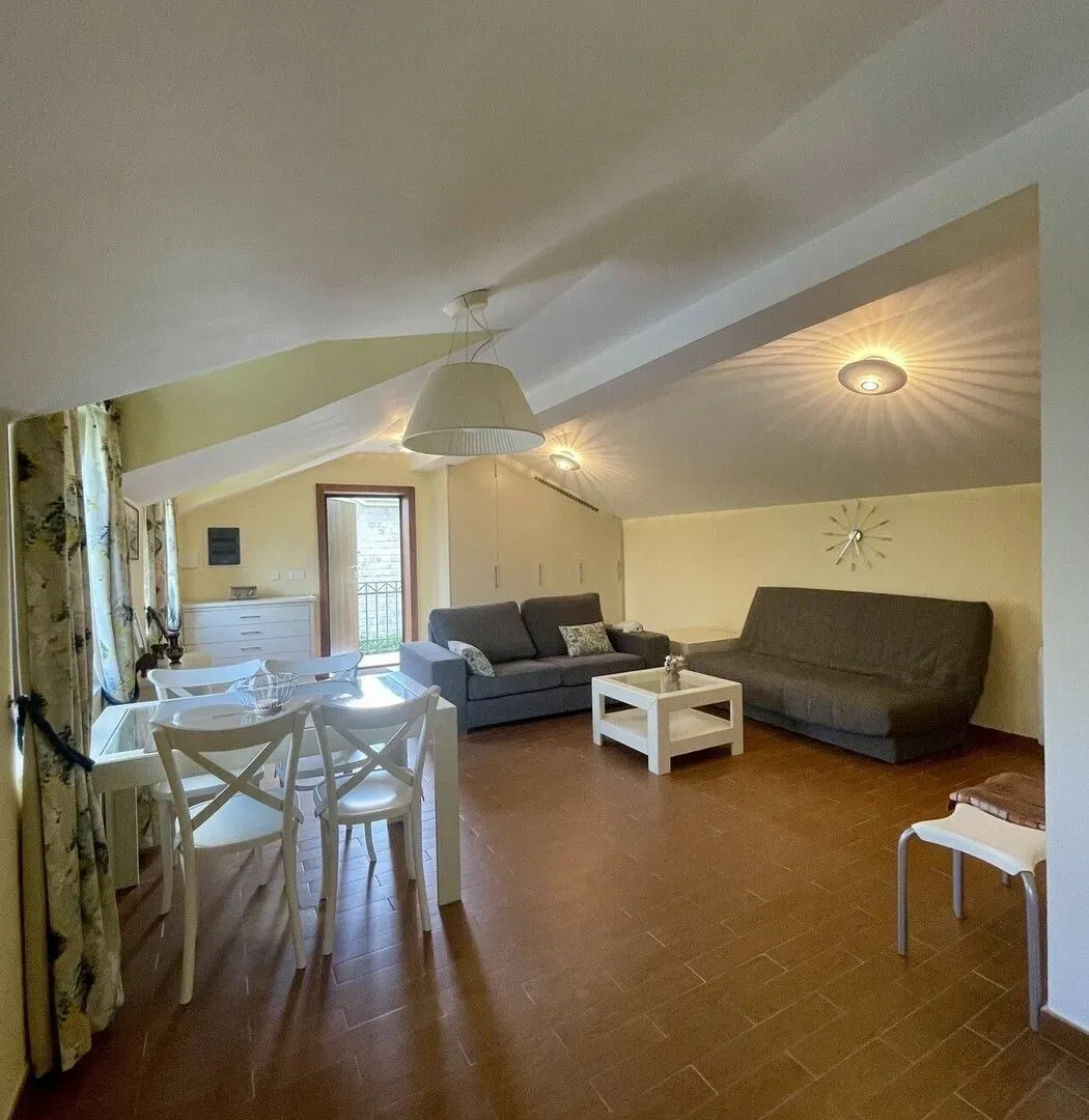 Prodaja, kuća, 160m², Prčanj, Kotor