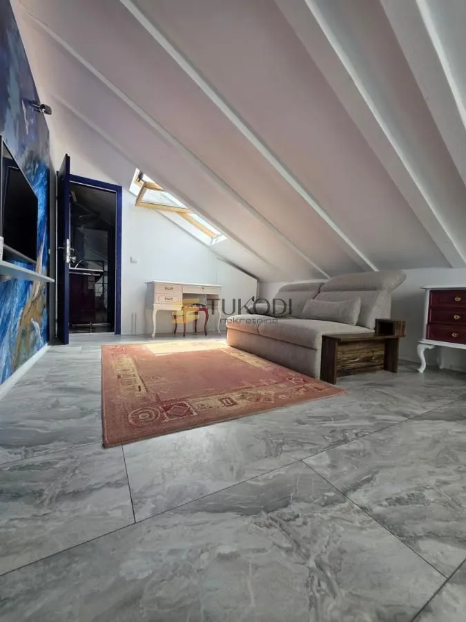 Izdavanje, stan, 105m², Voždovac Sve Podlokacije, Beograd