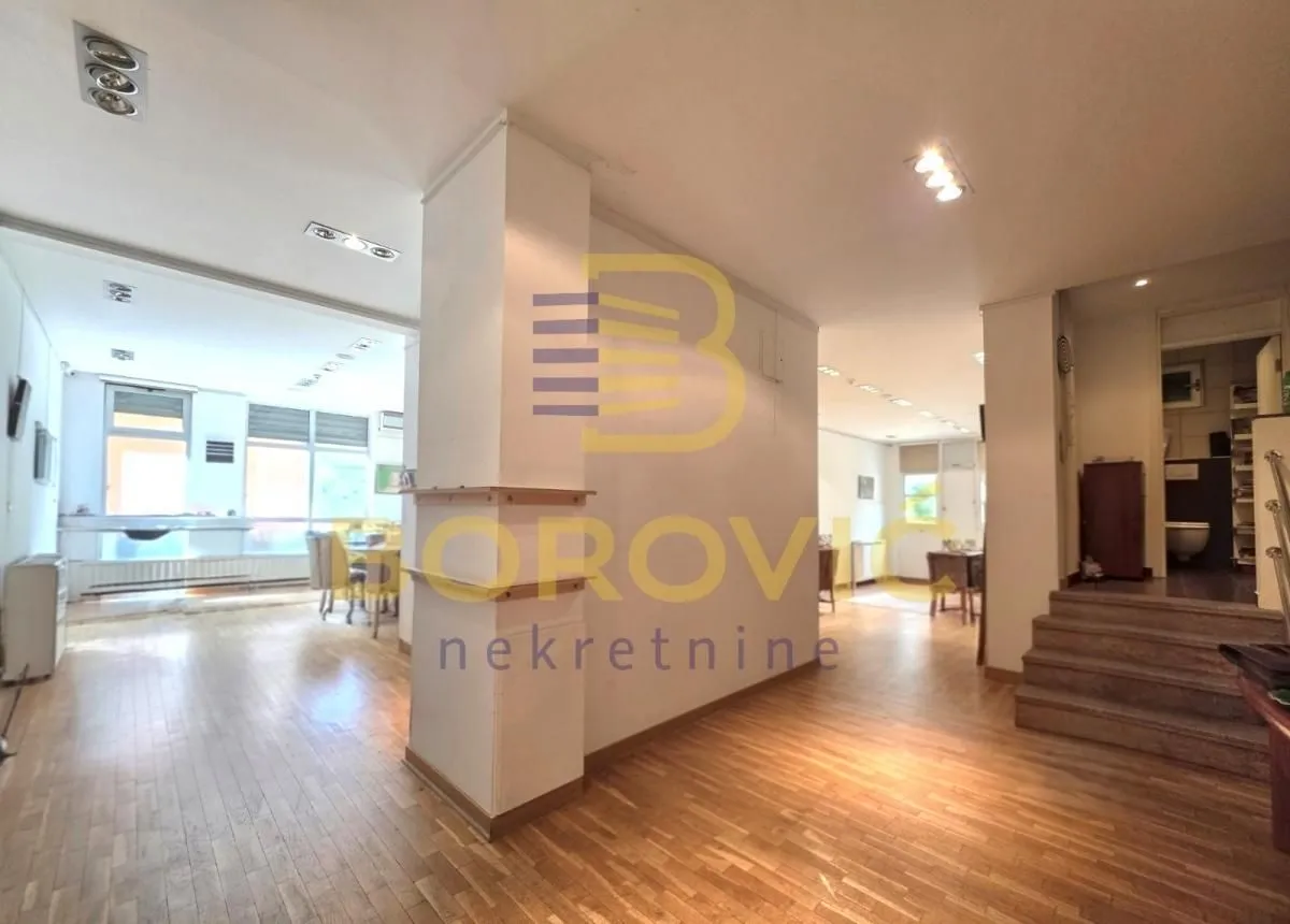 Sale, office space, 97m², Stari Grad, Beograd