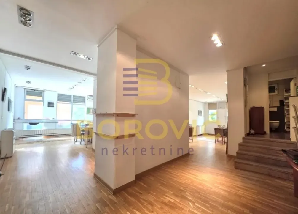 Sale, office space, 97m², Stari Grad, Beograd