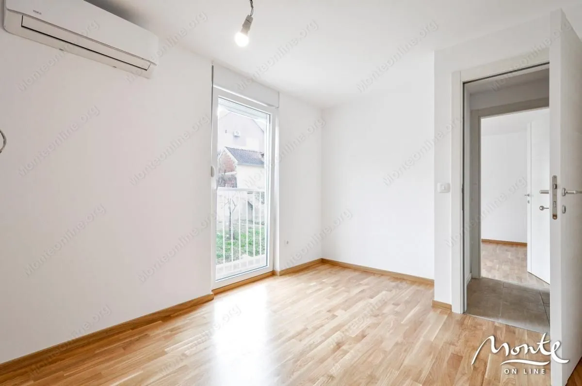 Sale, four bedroom apartment, 124m², Tivat, Crna Gora