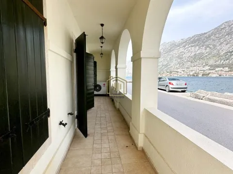 Prodaja, kuća, 97m², Muo, Kotor - image 13