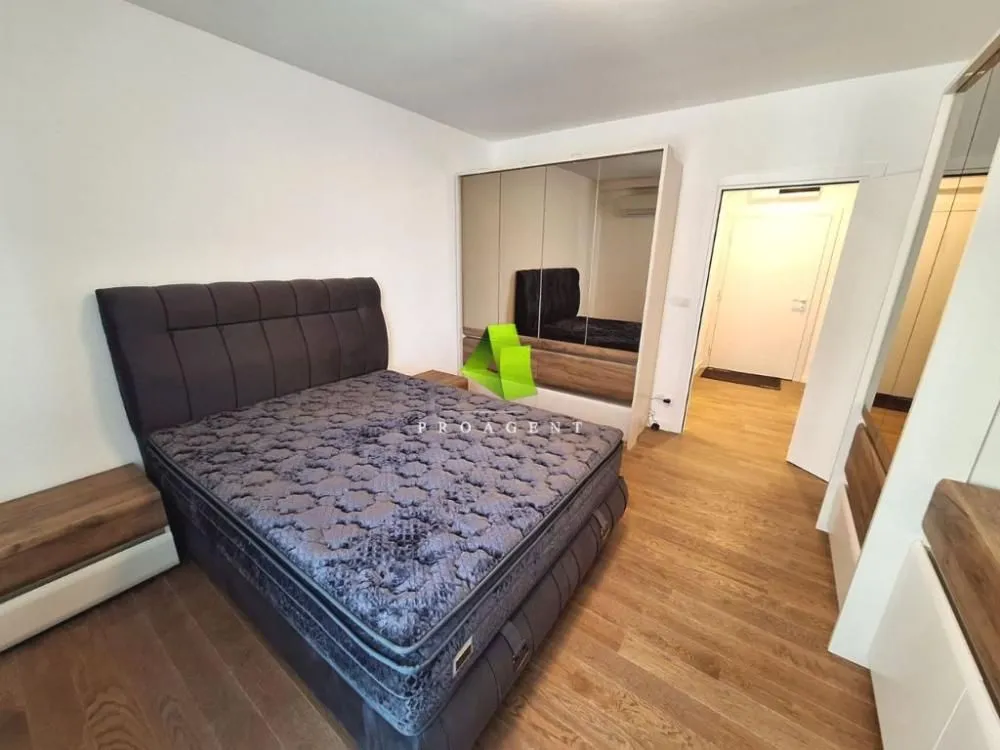 Prodaja, trosoban stan, 76m², Medijana, Niš