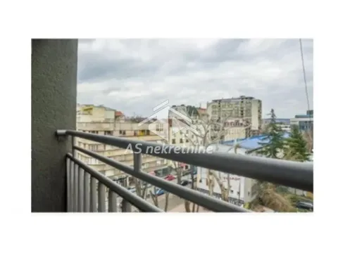 Izdavanje, trosoban stan, 97m², Stari Grad, Beograd - image 14