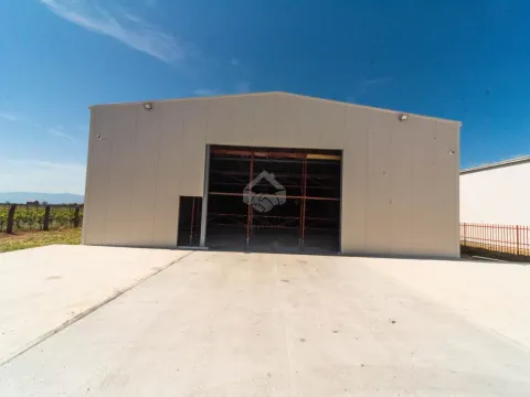 Rent, office space, 600m², Tuzi, Podgorica - image 2