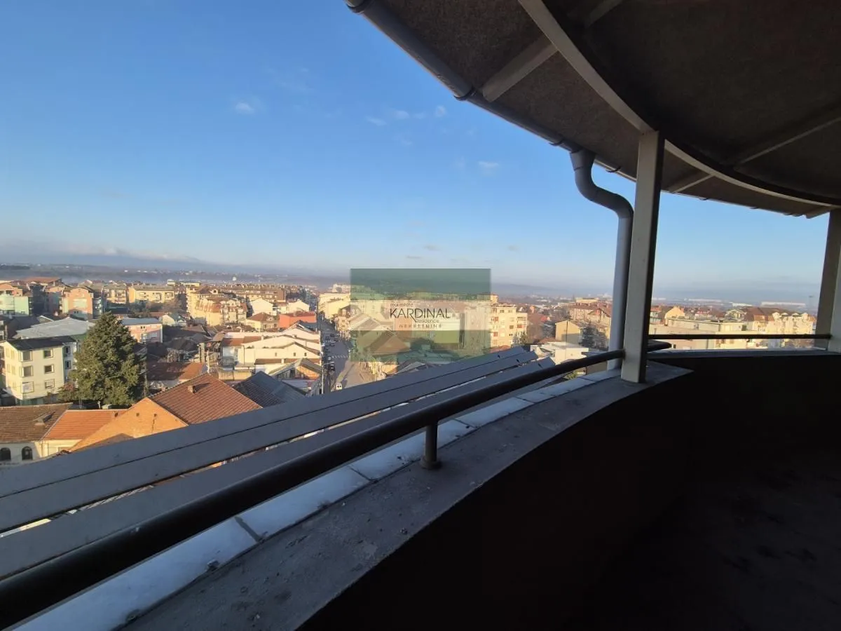 Prodaja, stan, 222m², Centar, Jagodina