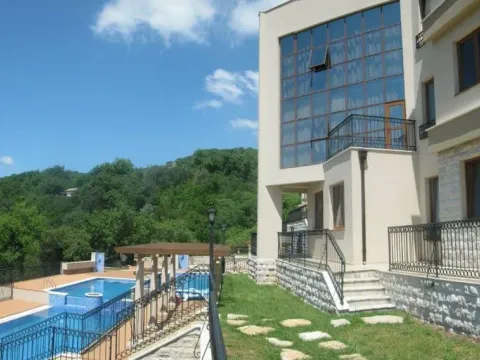 Prodaja, stan, 45m², Herceg Novi, Crna Gora - image 7