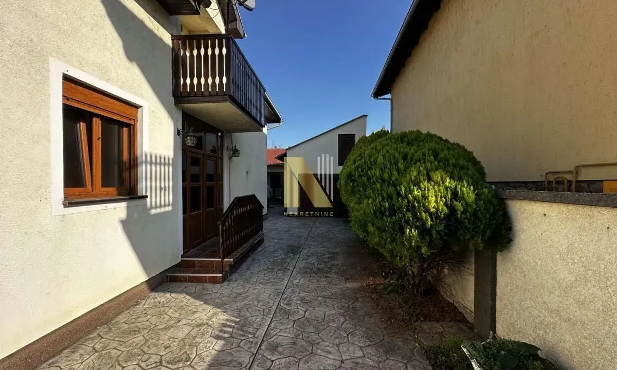 Sale, house, 300m², Veternik, Novi Sad Sve Podlokacije