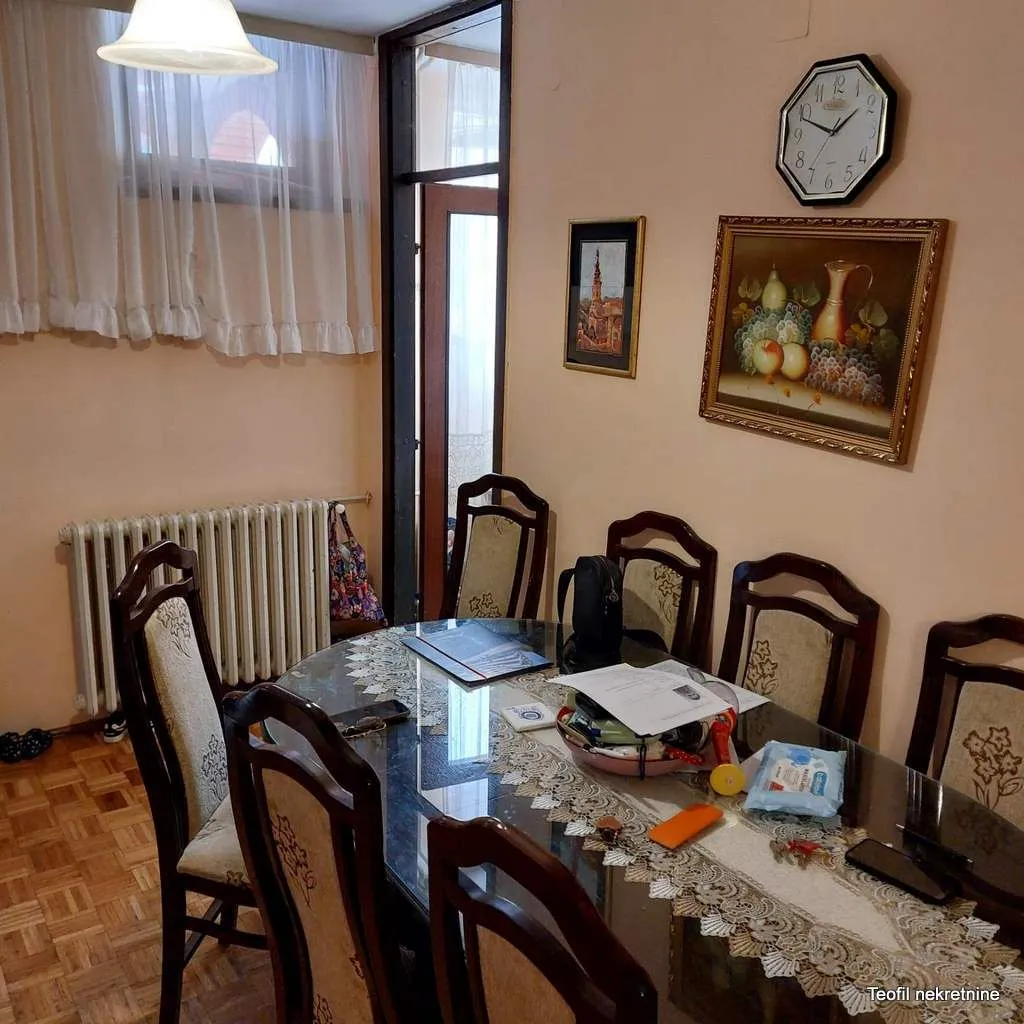 Prodaja, kuća, 250m², Bezanijska Kosa 1, Bežanijska Kosa Sve Podlokacije