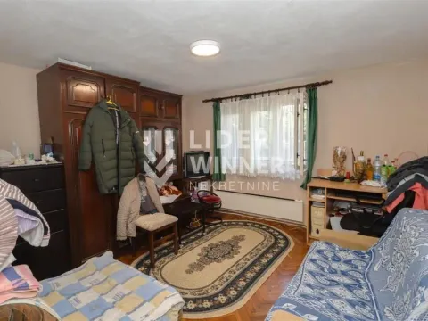 Prodaja, kuća, 168m², Sremčica, Beograd - image 15