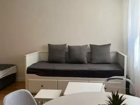 Prodaja, garsonjera, 34m², Central Point, Podgorica - image 2