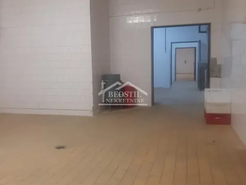 Prodaja, poslovni prostor, 400m², Umčari, Grocka - image 4