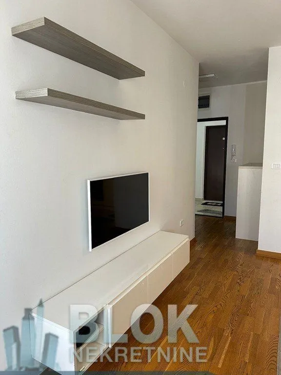 Rent, one bedroom apartment, 45m², City Kvart, Podgorica
