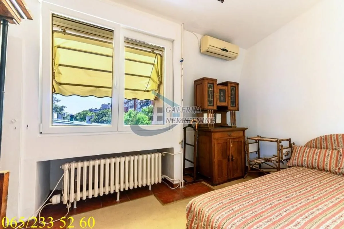 Izdavanje, trosoban stan, 96m², Lion, Zvezdara Sve Podlokacije