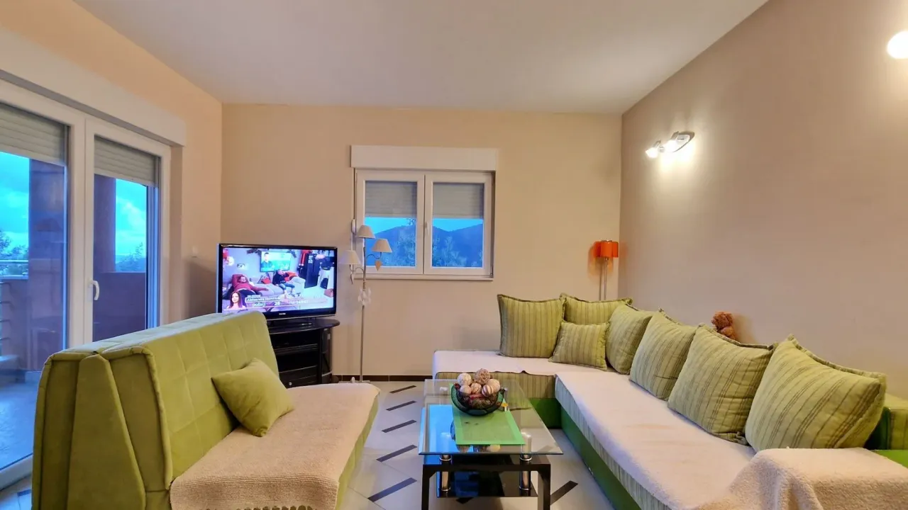 Rent, one bedroom apartment, 58m², Prijevor, Budva
