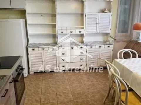 Izdavanje, trosoban stan, 90m², Tašmajdan, Palilula Sve Podlokacije - image 8