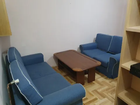 Rent, one bedroom apartment, 45m², Stari Aerodrom, Podgorica - image 1
