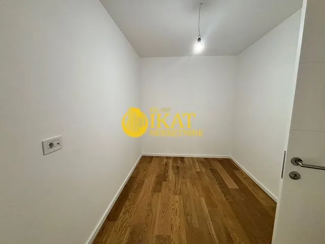 Sale, two bedroom apartment, 60m², Kluz, Zvezdara Sve Podlokacije