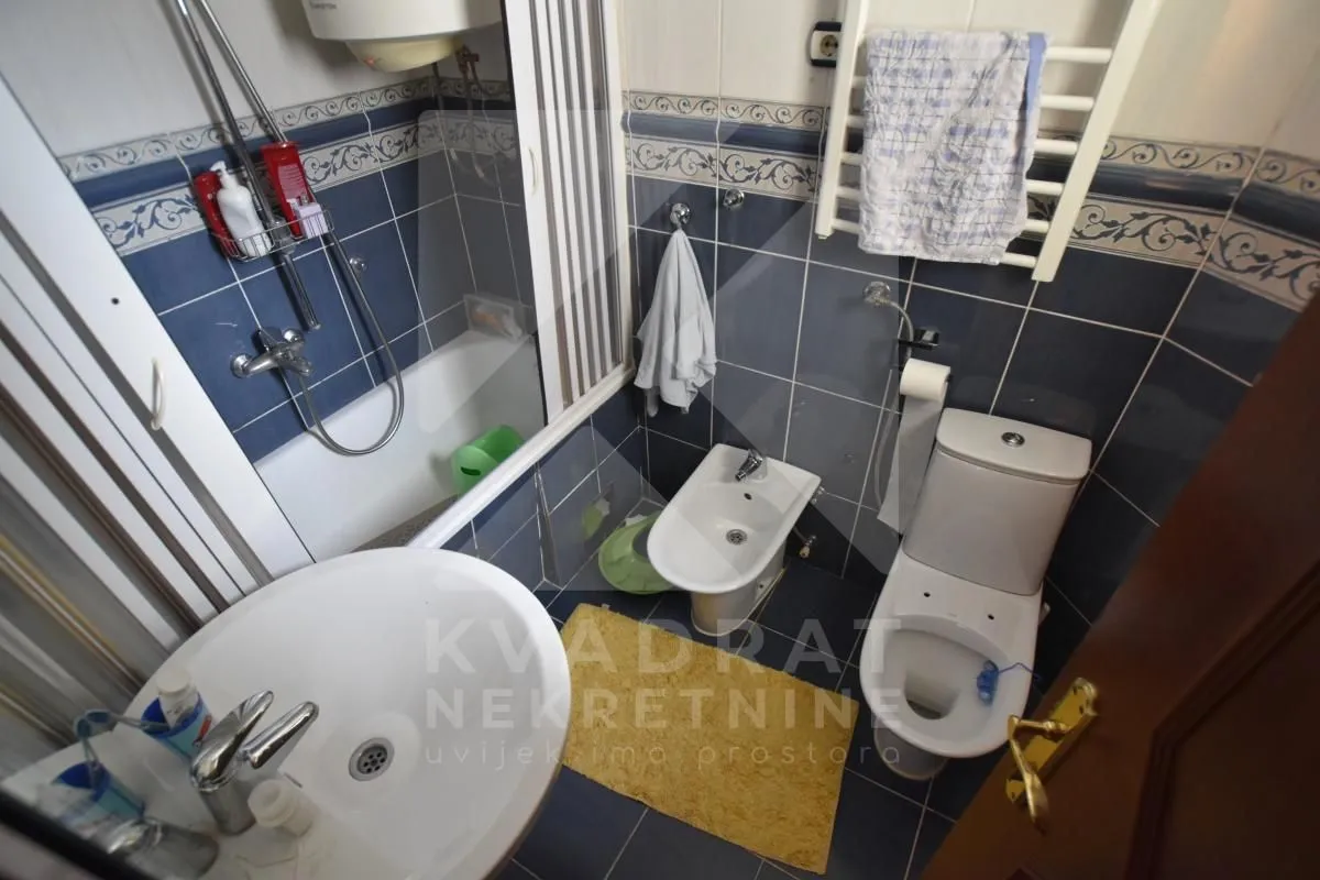 Rent, house, 370m², Zagorič, Podgorica