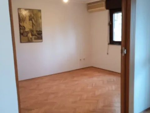 Prodaja, dvosoban stan, 73m², Zabjelo, Podgorica - image 4