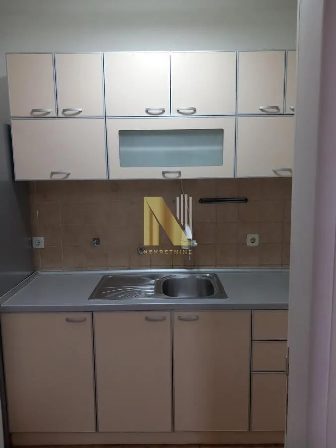 Prodaja, dvosoban stan, 44m², Sajmište, Novi Sad