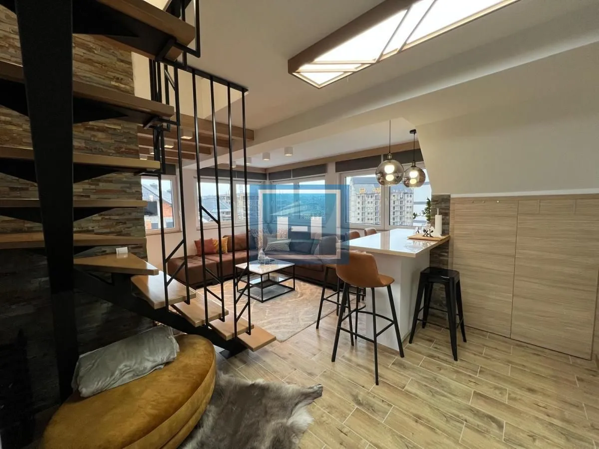 Prodaja, trosoban stan, 59m², Centar, Zlatibor