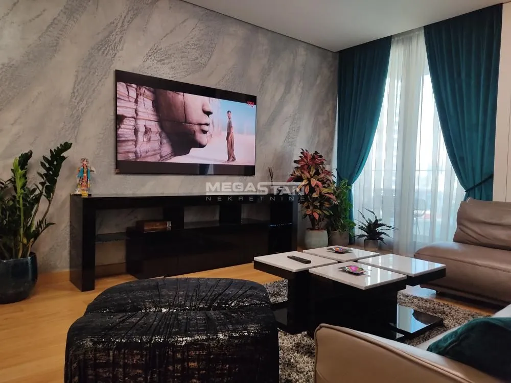 Prodaja, trosoban stan, 94m², Savski Venac, Beograd