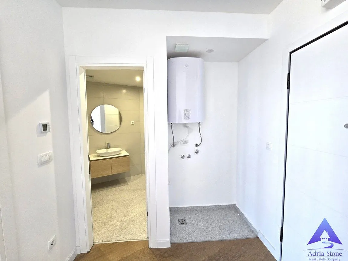 Sale, one bedroom apartment, 60m², Bečići, Budva