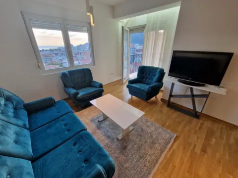 Izdavanje, jednosoban stan, 46m², Podkošljun, Budva - image 2