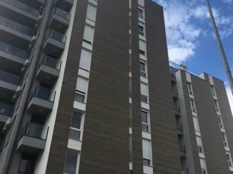Stan in Adamovićevo Naselje