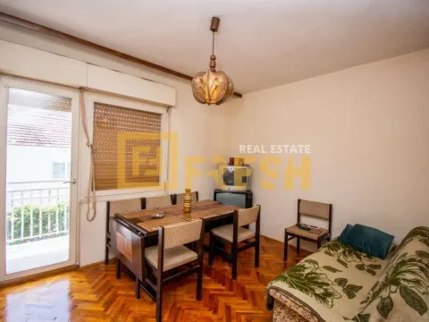 Prodaja, kuća, 214m², Tološi, Podgorica - image 2