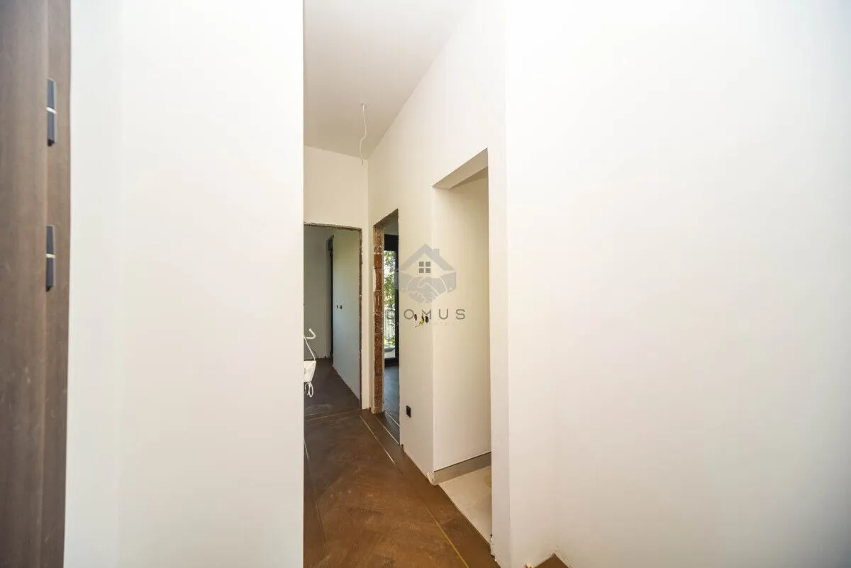 Prodaja, dvosoban stan, 60m², Tološi, Podgorica