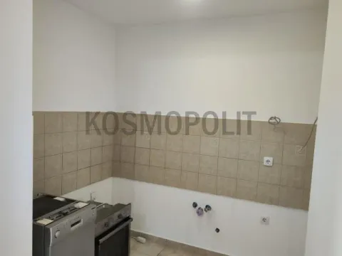Sale, three bedroom apartment, 72m², Farmaceutski Fakultet, Voždovac Sve Podlokacije - image 3