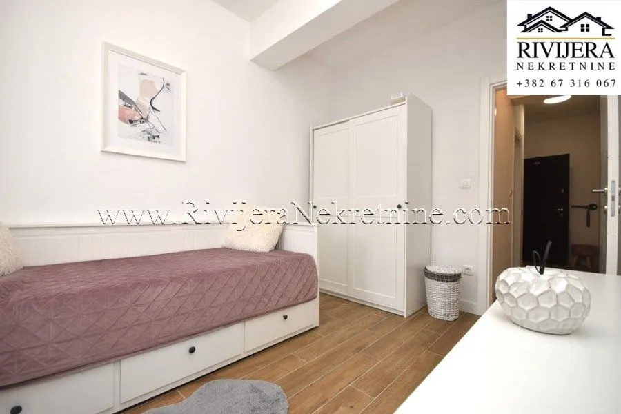 Prodaja, jednosoban stan, 49m², Đenovići, Herceg Novi