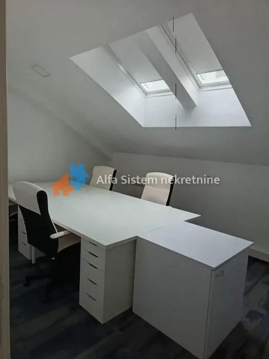 Rent, office space, 155m², Savski Venac, Beograd