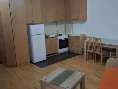 Stan in Novo naselje