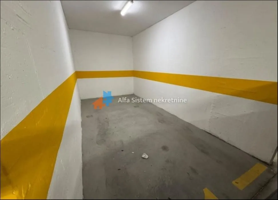 Rent, three bedroom apartment, 57m², Južni Bulevar, Vračar Sve Podlokacije
