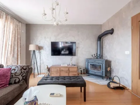 Sale, two bedroom apartment, 76m², Budva, Crna Gora - image 21