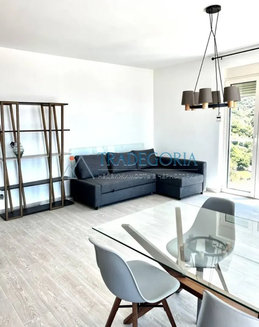 Prodaja, dvosoban stan, 76m², Bečići, Budva