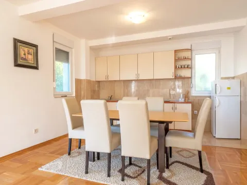 Sale, house, 400m², Perazića do, Budva - image 7