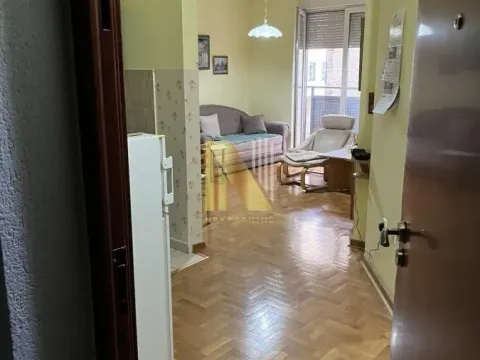 Izdavanje, jednosoban stan, 45m², Centar, Novi Sad - image 7