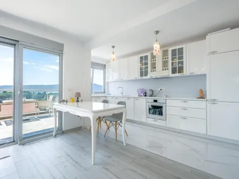 Prodaja, trosoban stan, 116m², Tivat, Crna Gora - image 6