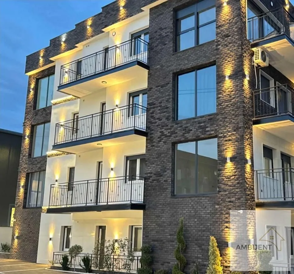 Prodaja, dvosoban stan, 44m², Surčin, Beograd