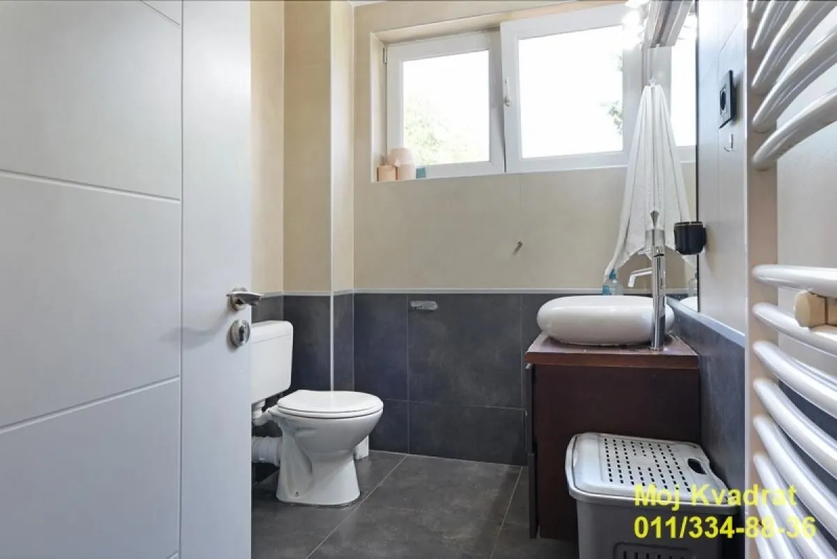 Sale, four bedroom apartment, 125m², Autokomanda, Voždovac Sve Podlokacije