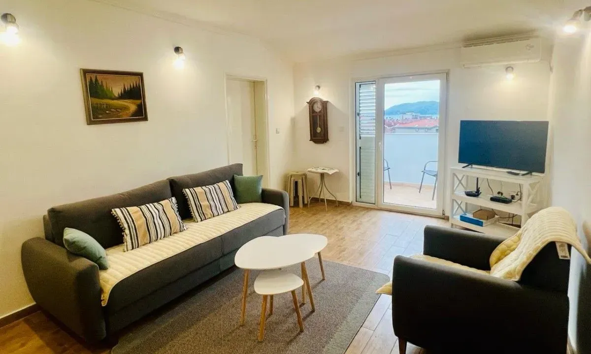 Sale, one bedroom apartment, 48m², Lazi, Budva