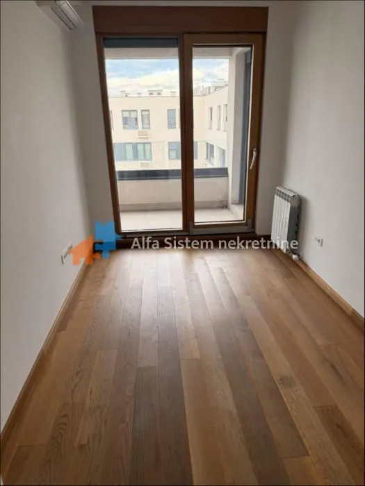 Rent, four bedroom apartment, 106m², Novi Beograd Blok 65, Novi Beograd Sve Podlokacije