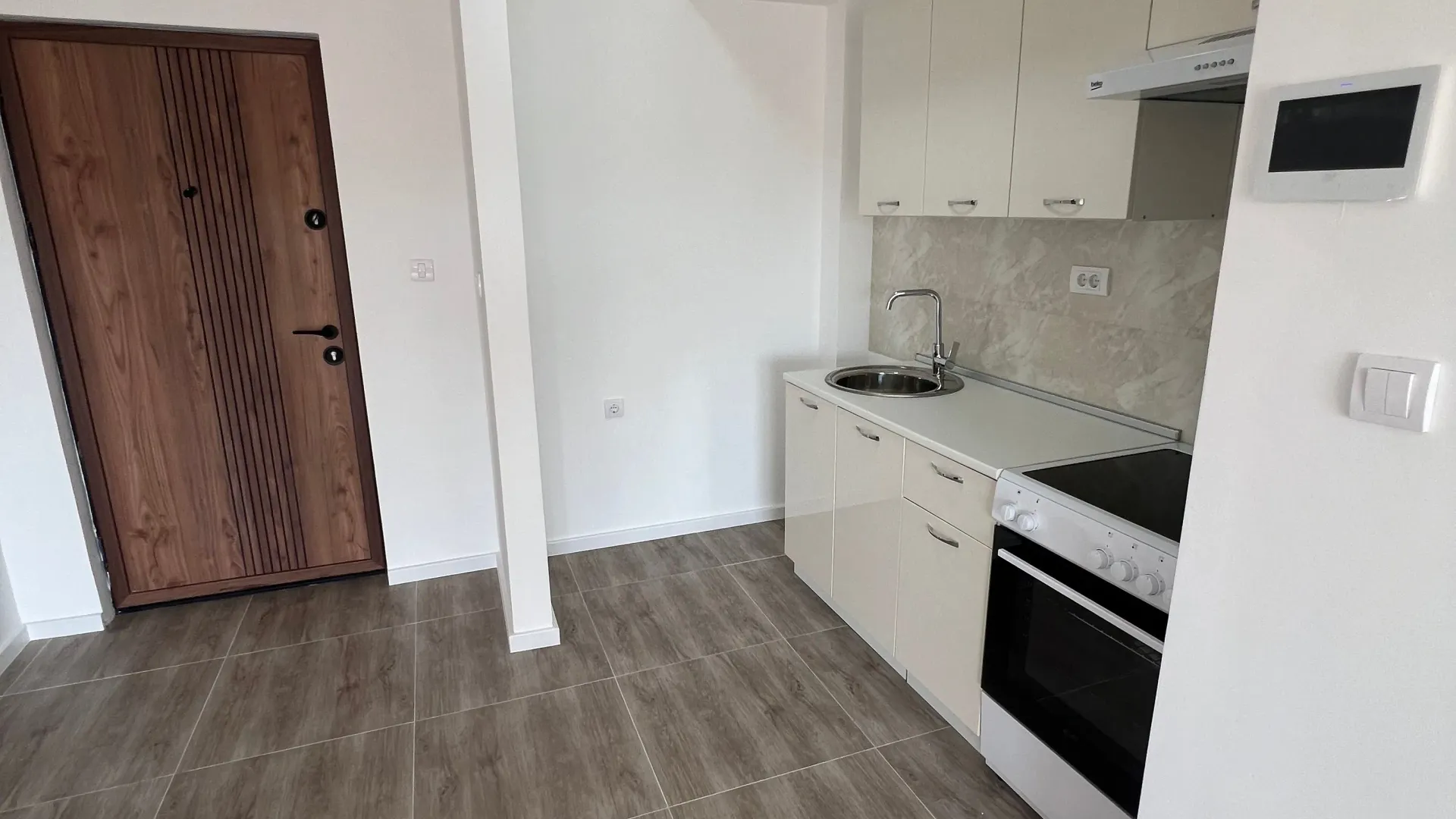 Rent, studio apartment, 30m², Šušanj, Bar