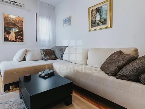 Rent, one bedroom apartment, 55m², Centar, Budva - image 3