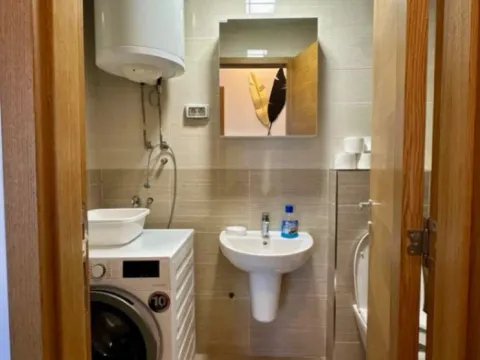 Izdavanje, dvosoban stan, 64m², City Kvart, Podgorica - image 10